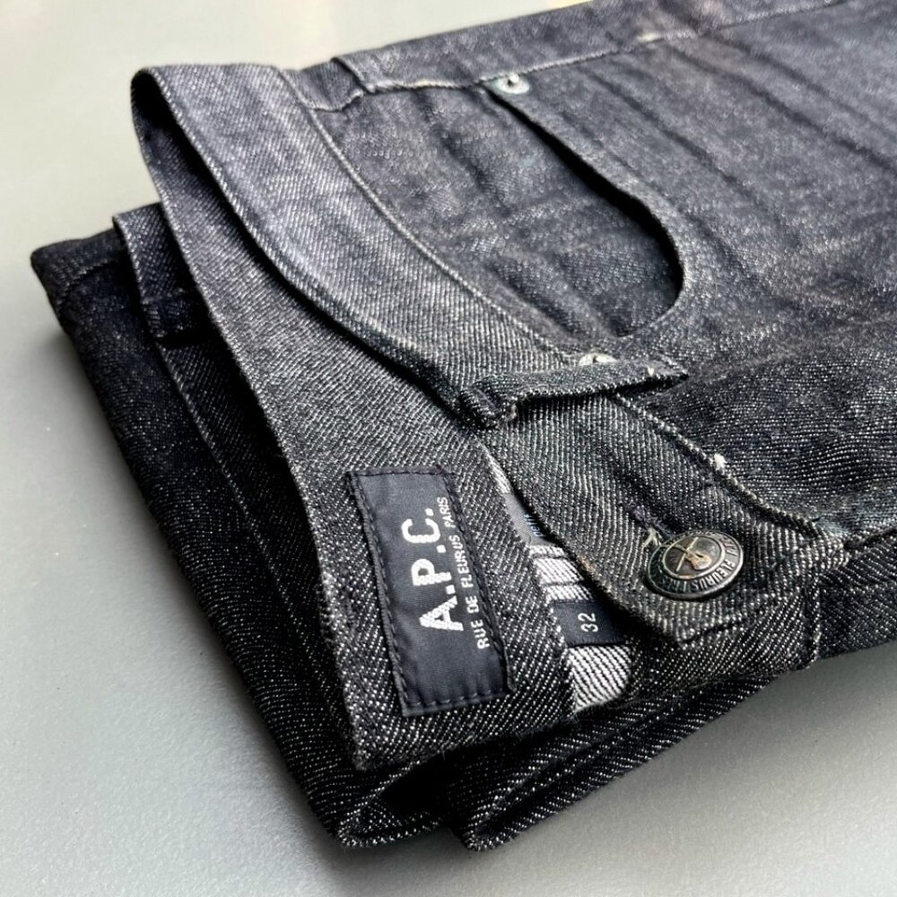 Like new Black APC Jeans Petite Standard.